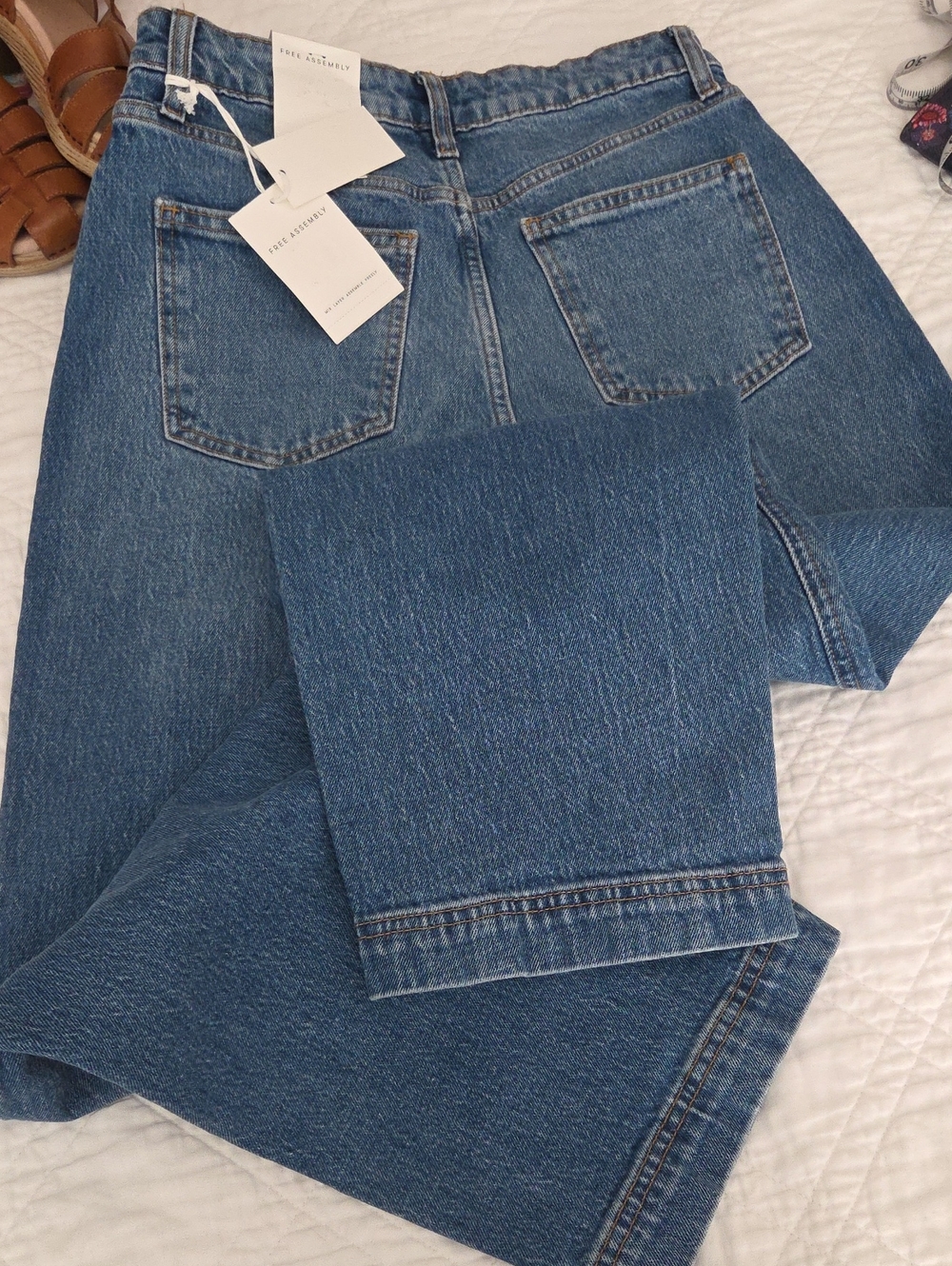 Free Assembly NWT Wide Hem Barrel Size Zero Fits Big - Picture 3 of 5